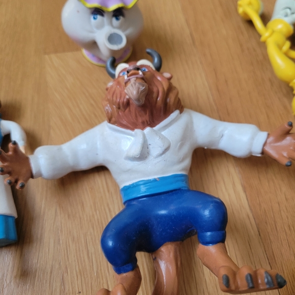 Vintage beauty and the beast figures - Picture 2 of 6